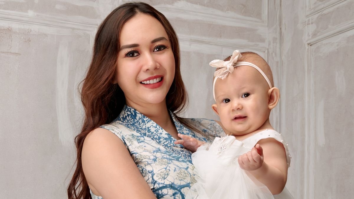 Aura Kasih Terapkan Drone Parenting Terhadap Buah Hatinya, Arabella